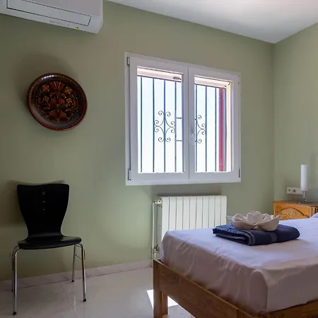 Ref 147) 10 Persons Вилла Кальпе