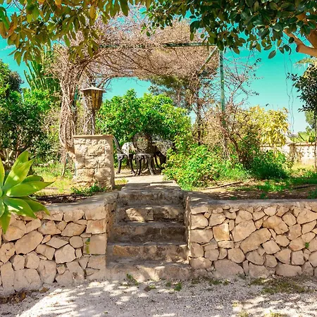 Ref 147) 10 Persons Вилла *