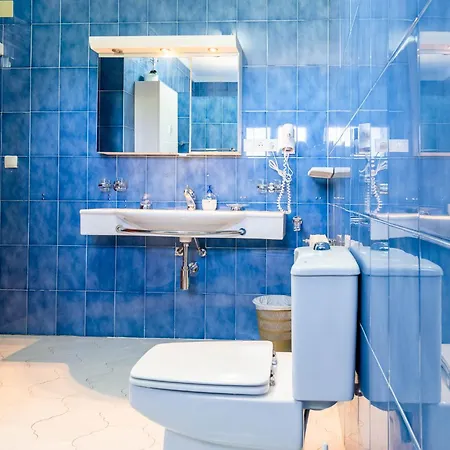 Ref 147) 10 Persons Кальпе