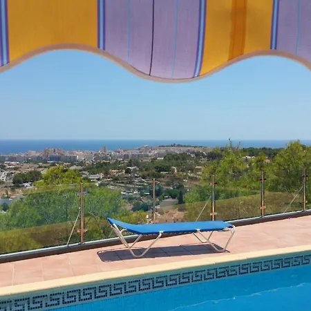 Ref 147) 10 Persons Вилла